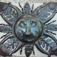 Sun metal decor